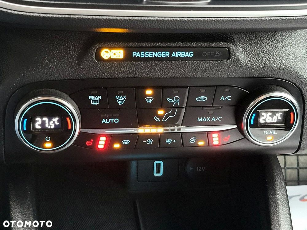 Ford Focus 1.5 EcoBlue SCR Titanium - 2