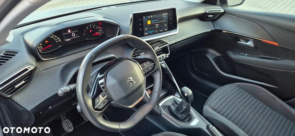 Peugeot 208 PureTech 75 Allure - 13