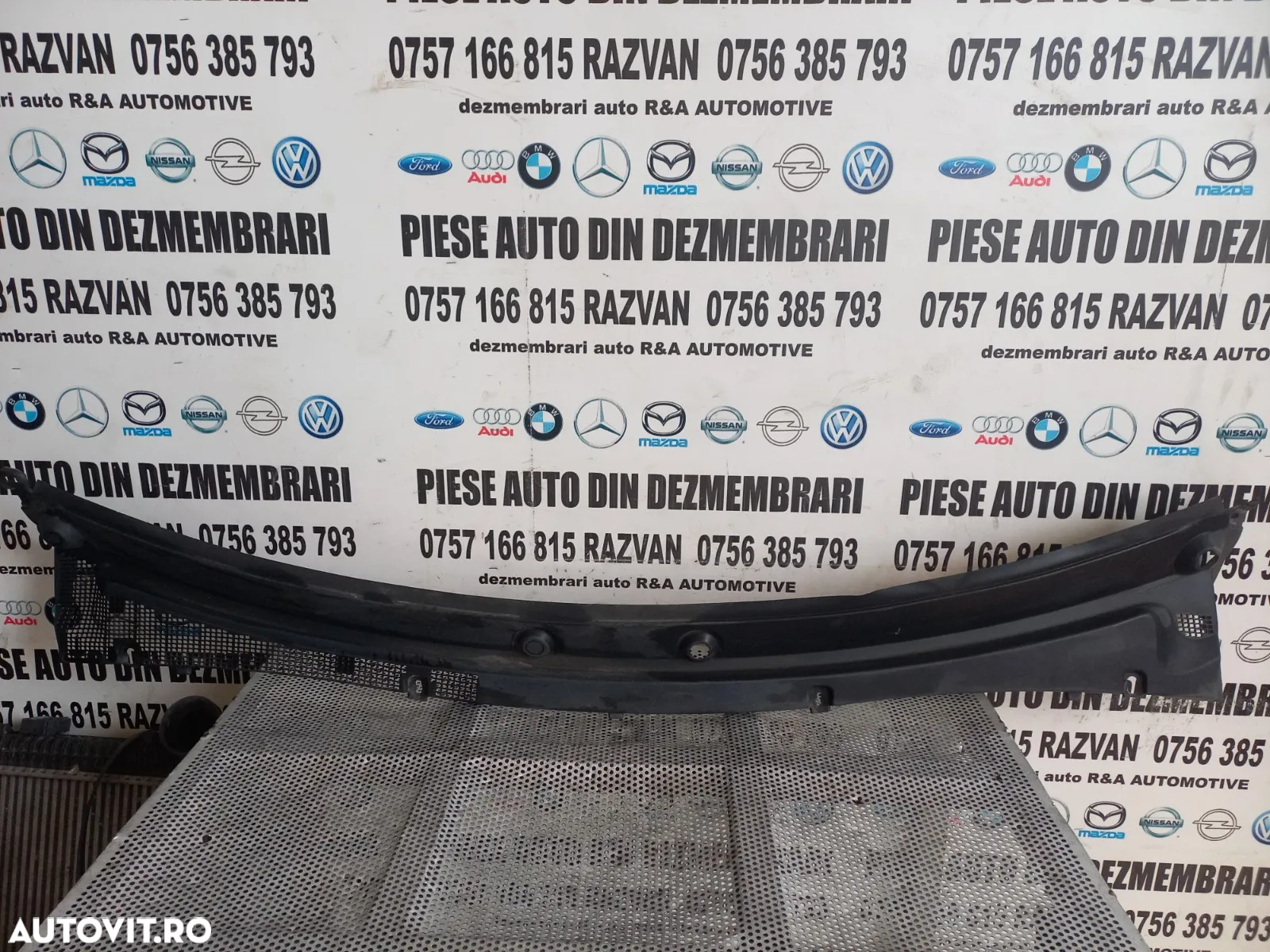 Grila Stergatoare Renault Master Volan Stanga An 2012-2013-2014-2015-2016-2017-2018 - Dezmembrari A - 3