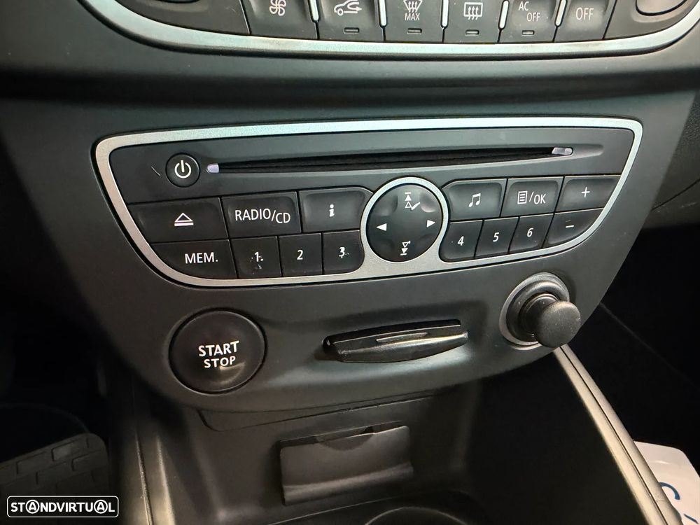 Renault Mégane 1.5 dCi Dynamique S - 23