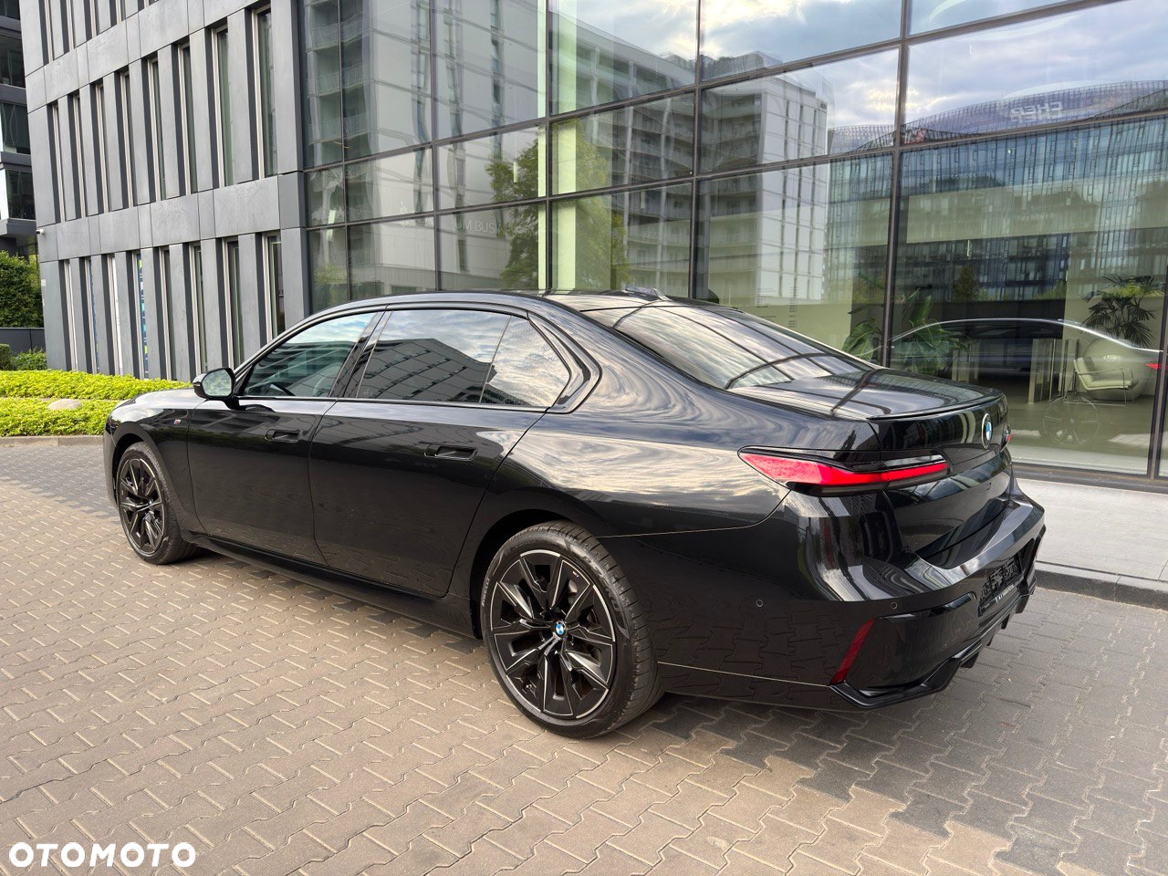BMW Seria 7 740d xDrive - 11