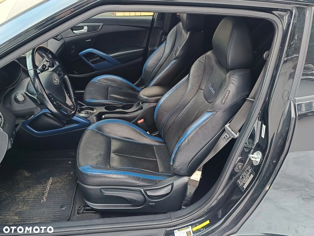 Hyundai Veloster 1.6 Turbo Automatik Style - 16