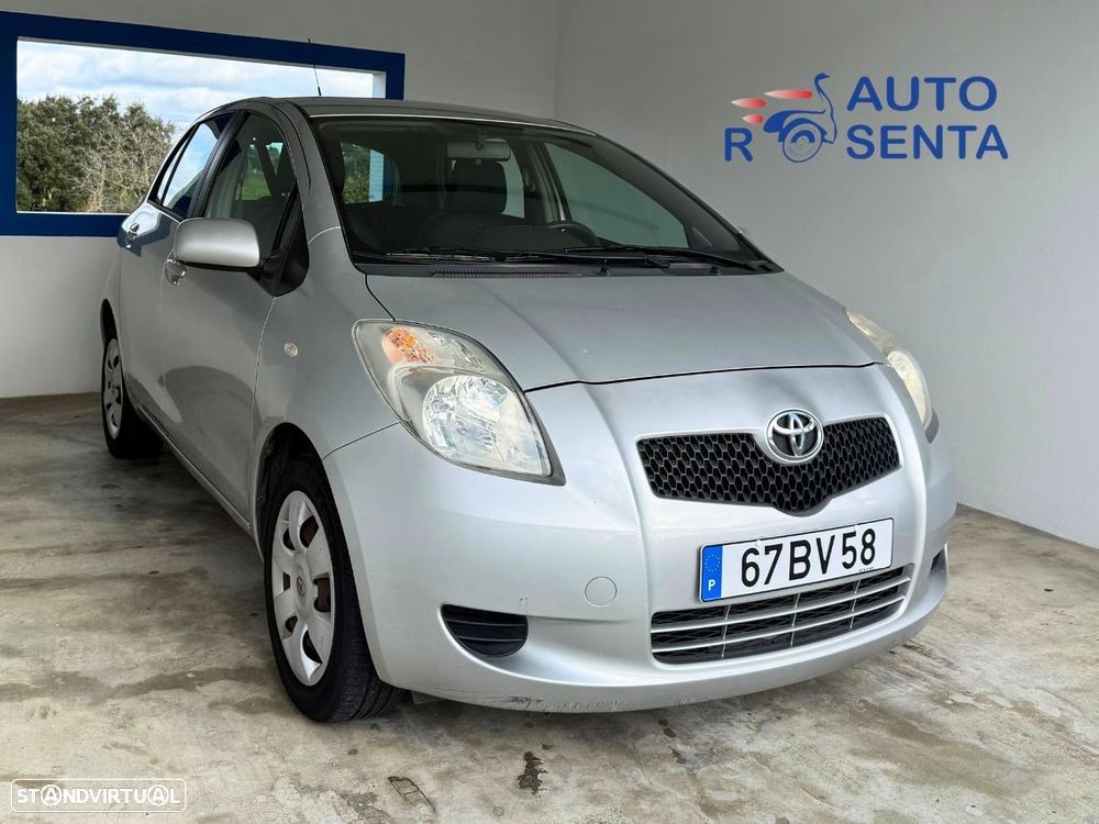 Toyota Yaris 1.0 VVT-i - 2
