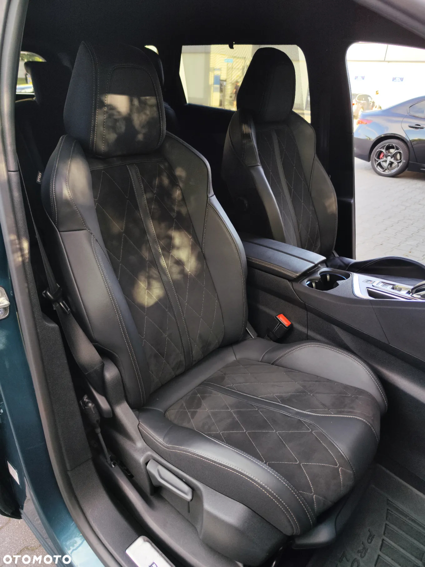 Peugeot 5008 2.0 BlueHDi GT S&S EAT8 - 8