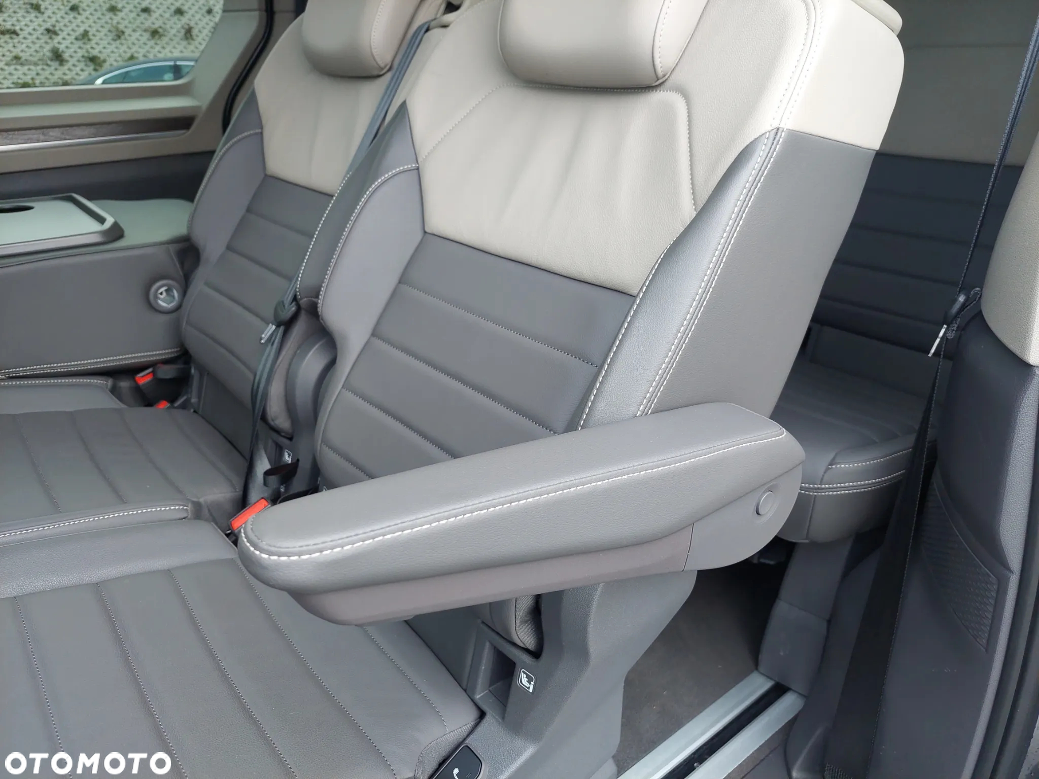 Volkswagen Multivan 1.4 TSI eHybrid PHEV L2 Style DSG - 17