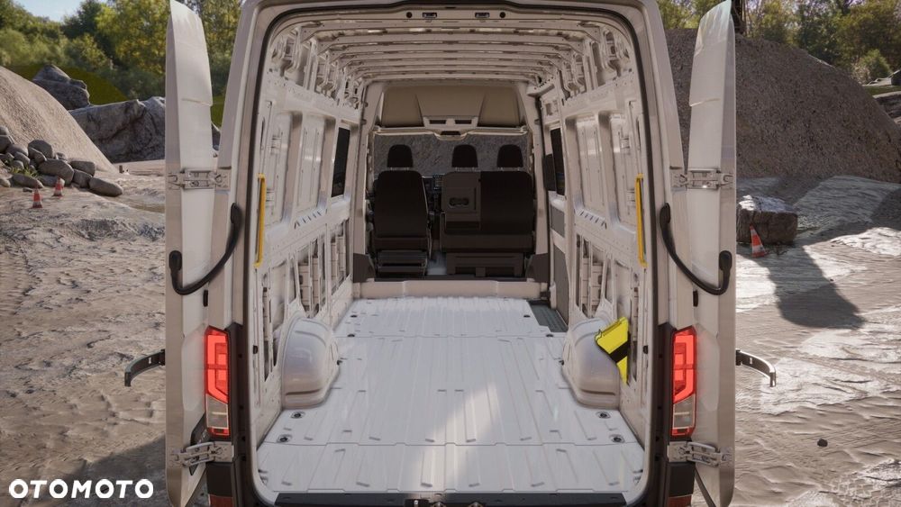 Volkswagen Crafter - 14