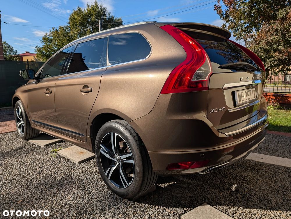 Volvo XC 60 T5 AWD Summum - 6