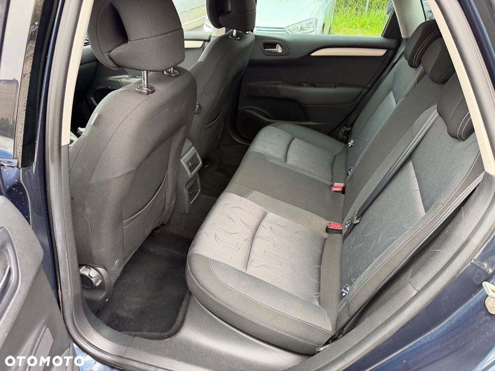 Citroën C4 VTi 120 Tendance - 26