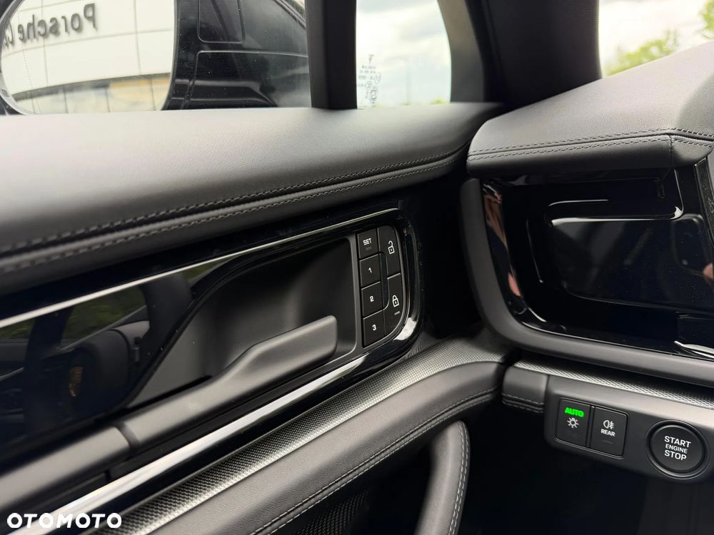 Porsche Panamera 4 - 15