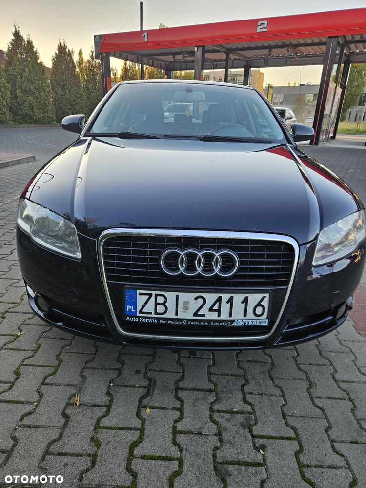 Audi A4 Limousine - 7