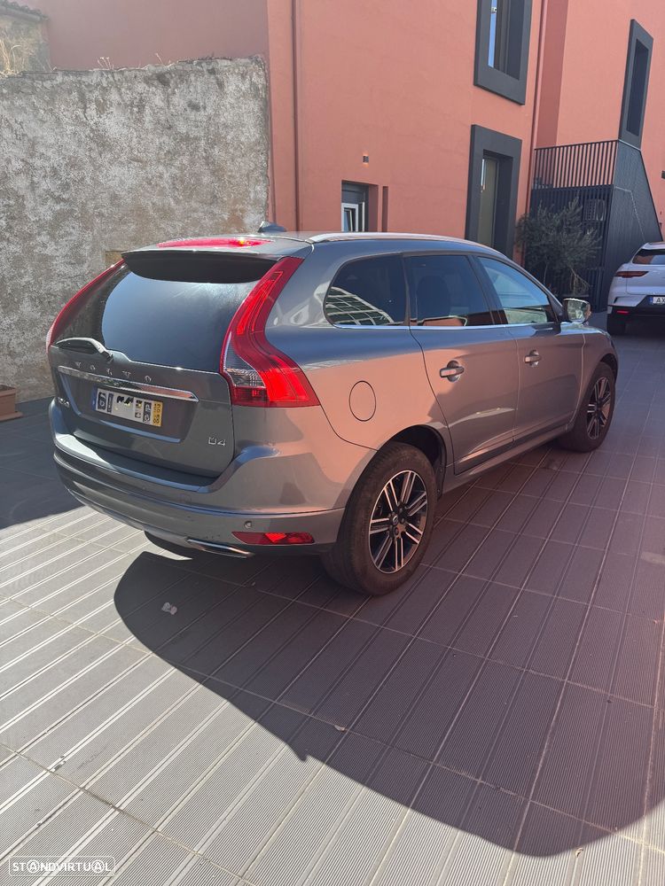 Volvo XC 60 2.0 D4 Momentum - 2