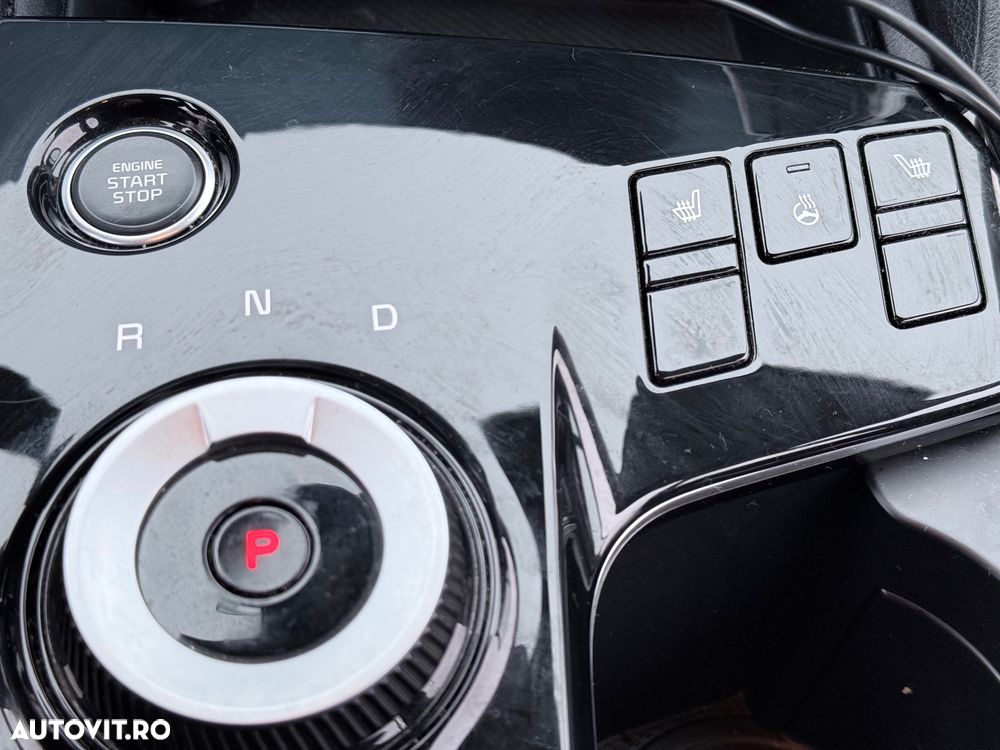 Kia Sportage 1.6 T-GDI HEV 6AT 4x2 Style - 16