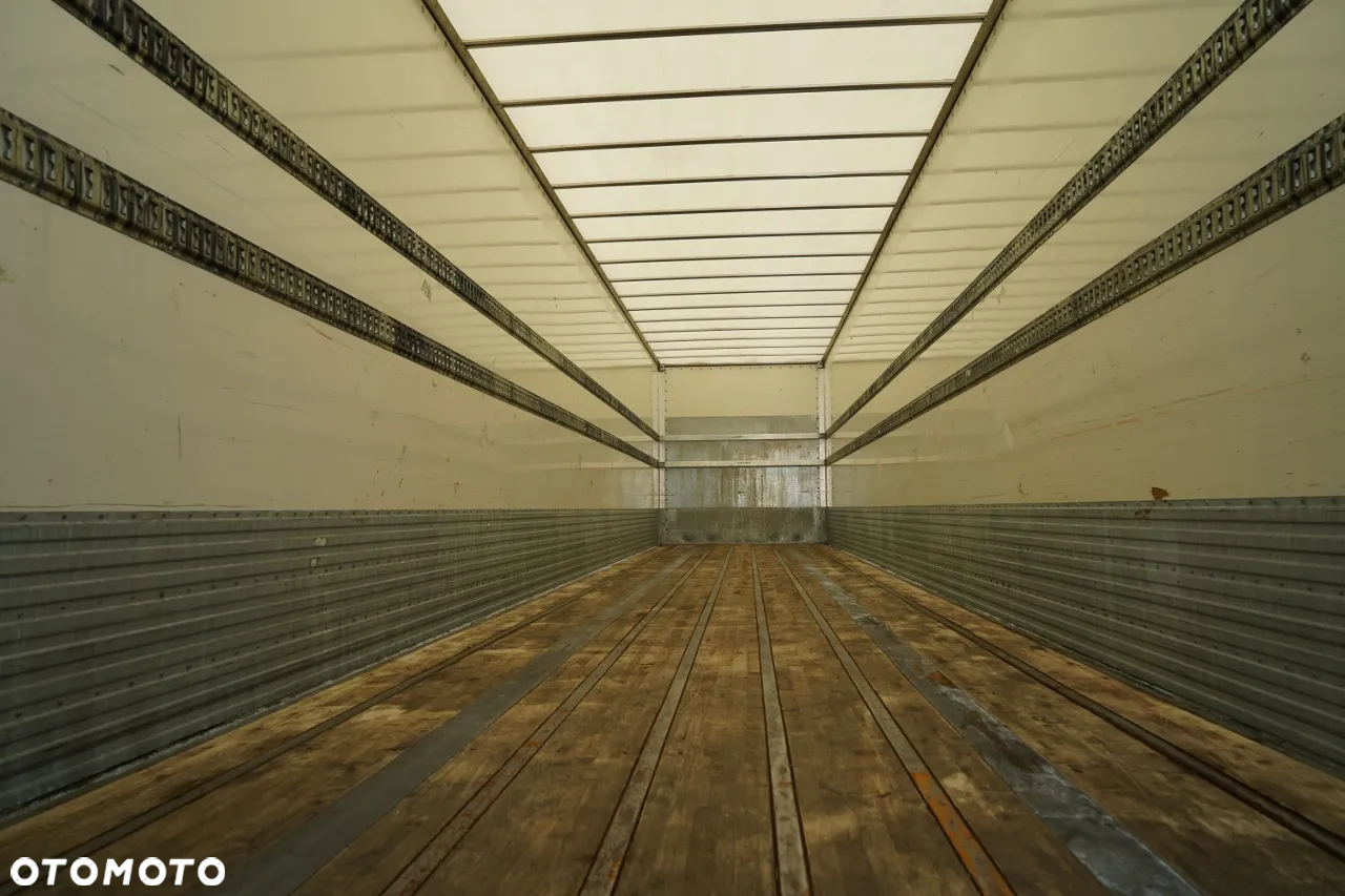 Fruehauf KONTENER / KOFFER / 2 OSIE / SAF / BARDZO MOCNA PODŁOGA: SZYNA-DESKA - 15