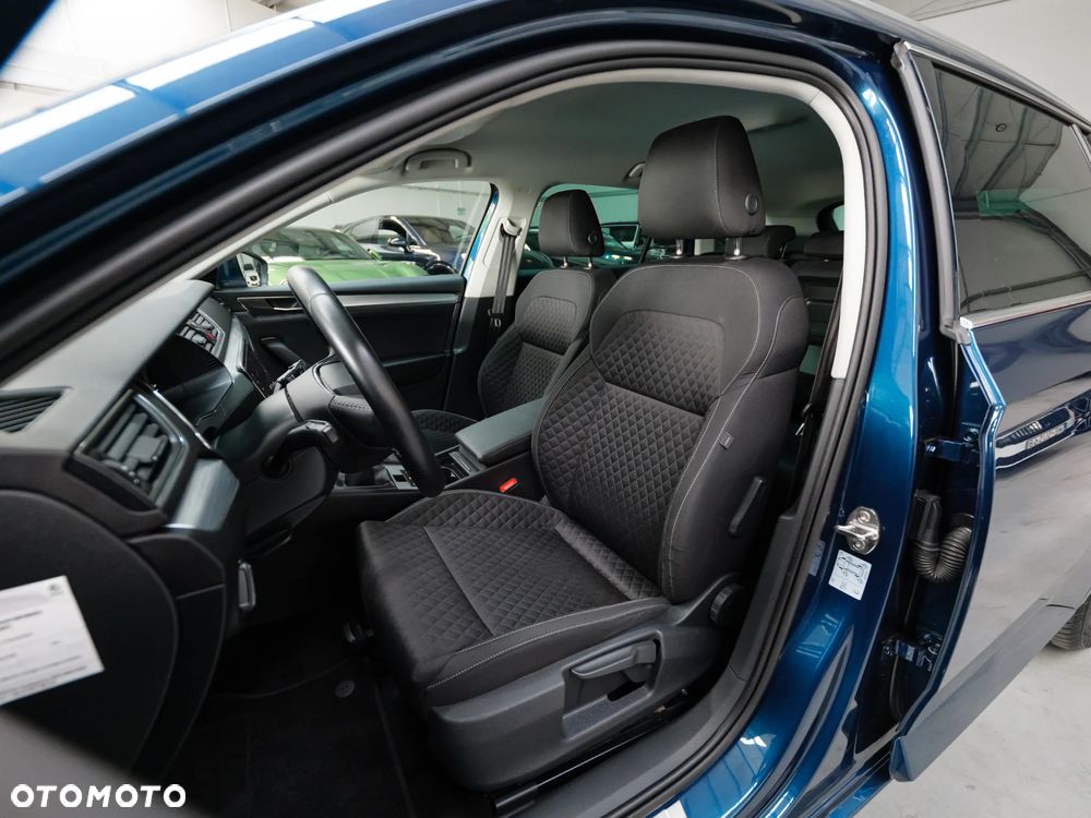 Skoda Superb 2.0 TDI SCR Ambition - 19