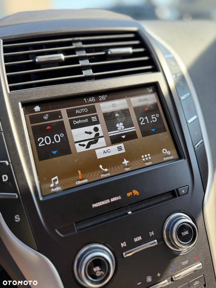 Ford Escape 2.0 EcoBoost AWD Titanium - 22