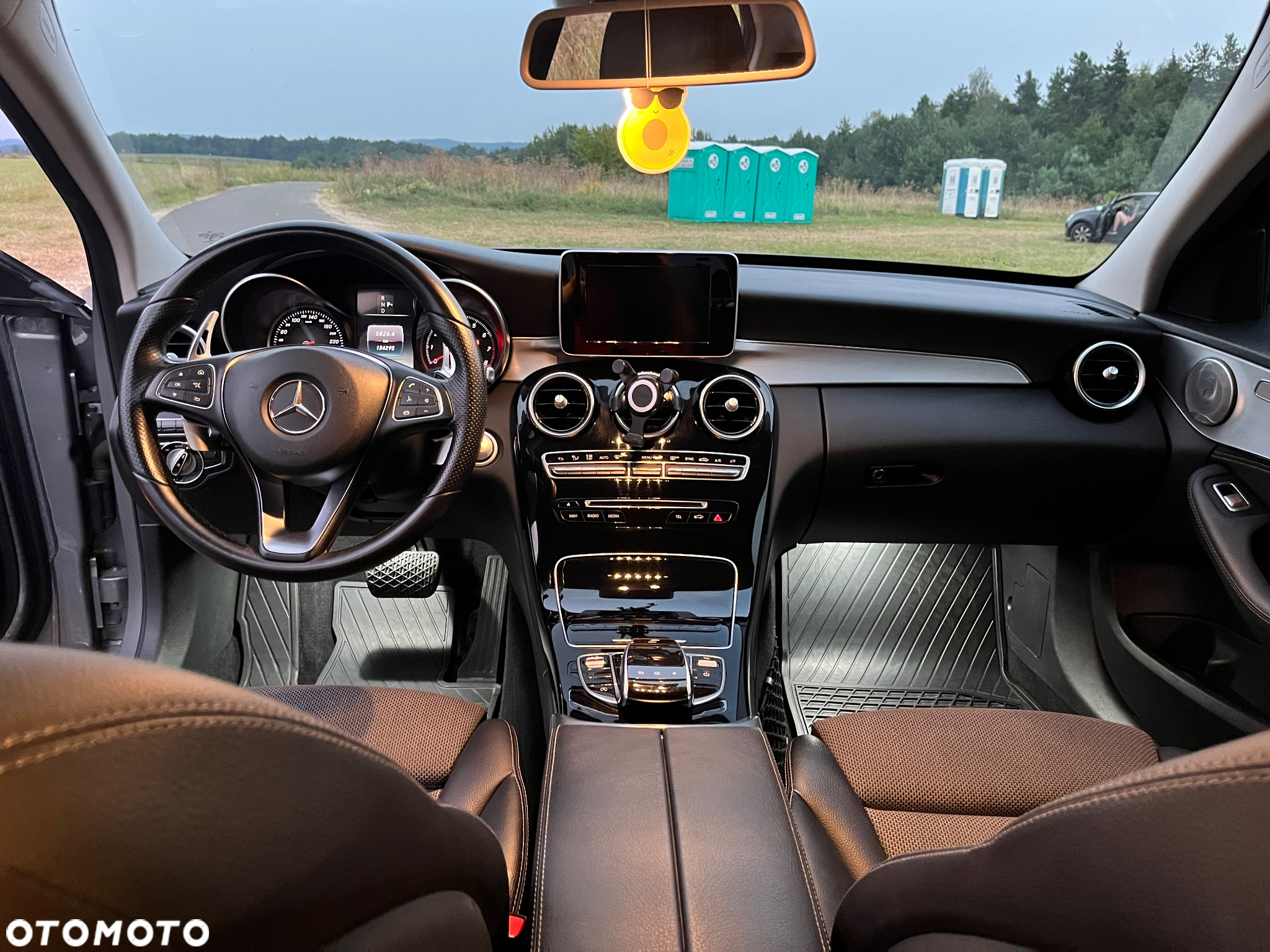 Mercedes-Benz Klasa C 200 7G-TRONIC - 26