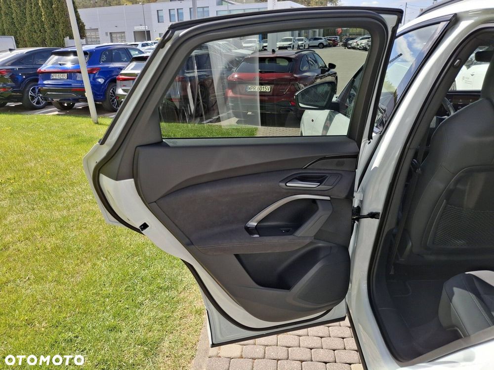 Audi Q5 Sportback - 24