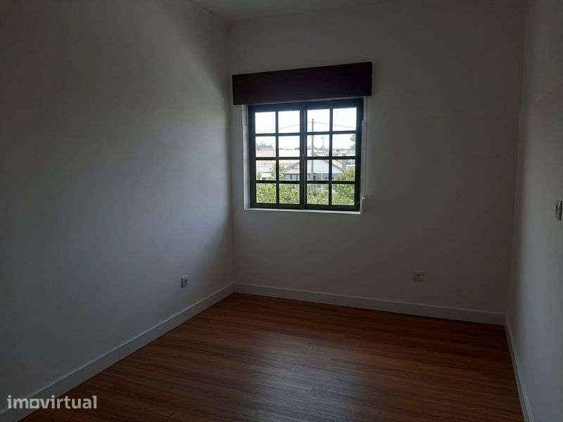 Moradia  T1 com área exterior comum - Grande imagem: 5/9