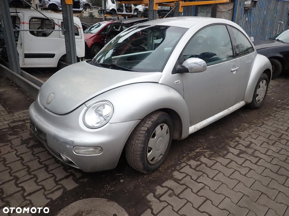 CZĘŚCI - Vw New beetle 1,9 TDI 66 kW 90KM ALH  FILM 5B EBJ lakier L69R 2001r. INDEX - 9893 - 2