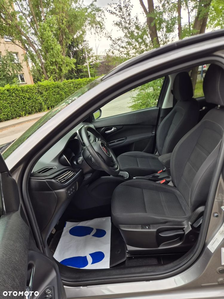 Fiat Tipo 1.4 T-Jet 16v Lounge - 12