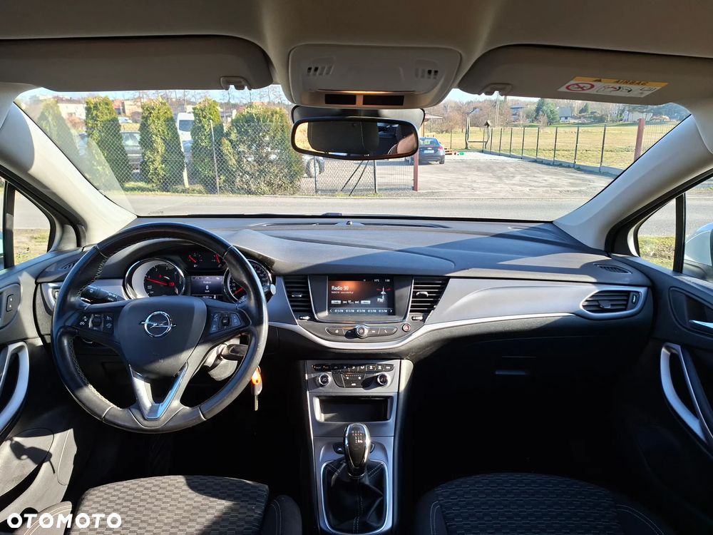 Opel Astra 1.6 D Start/Stop 120 Jahre - 13