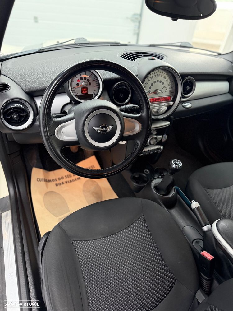 MINI 3 Portas Cooper D - 11