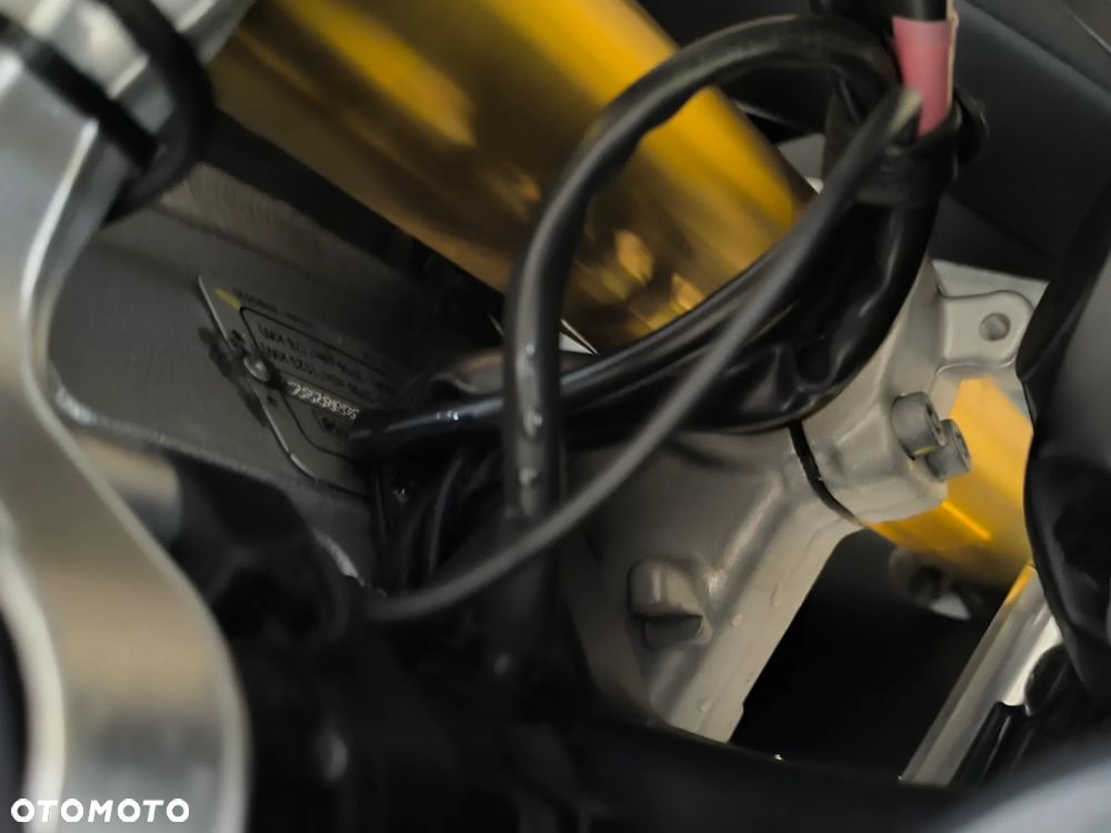 Aprilia Tuono - 22
