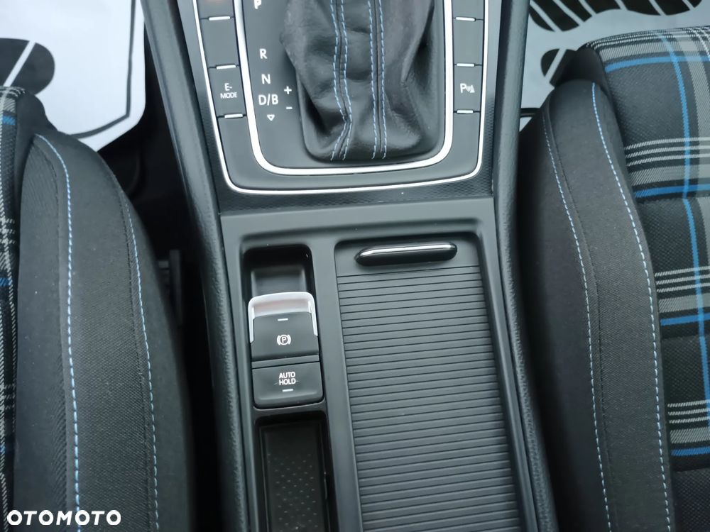 Volkswagen Golf 1.4 GTE Plug-In-Hybrid DSG - 11