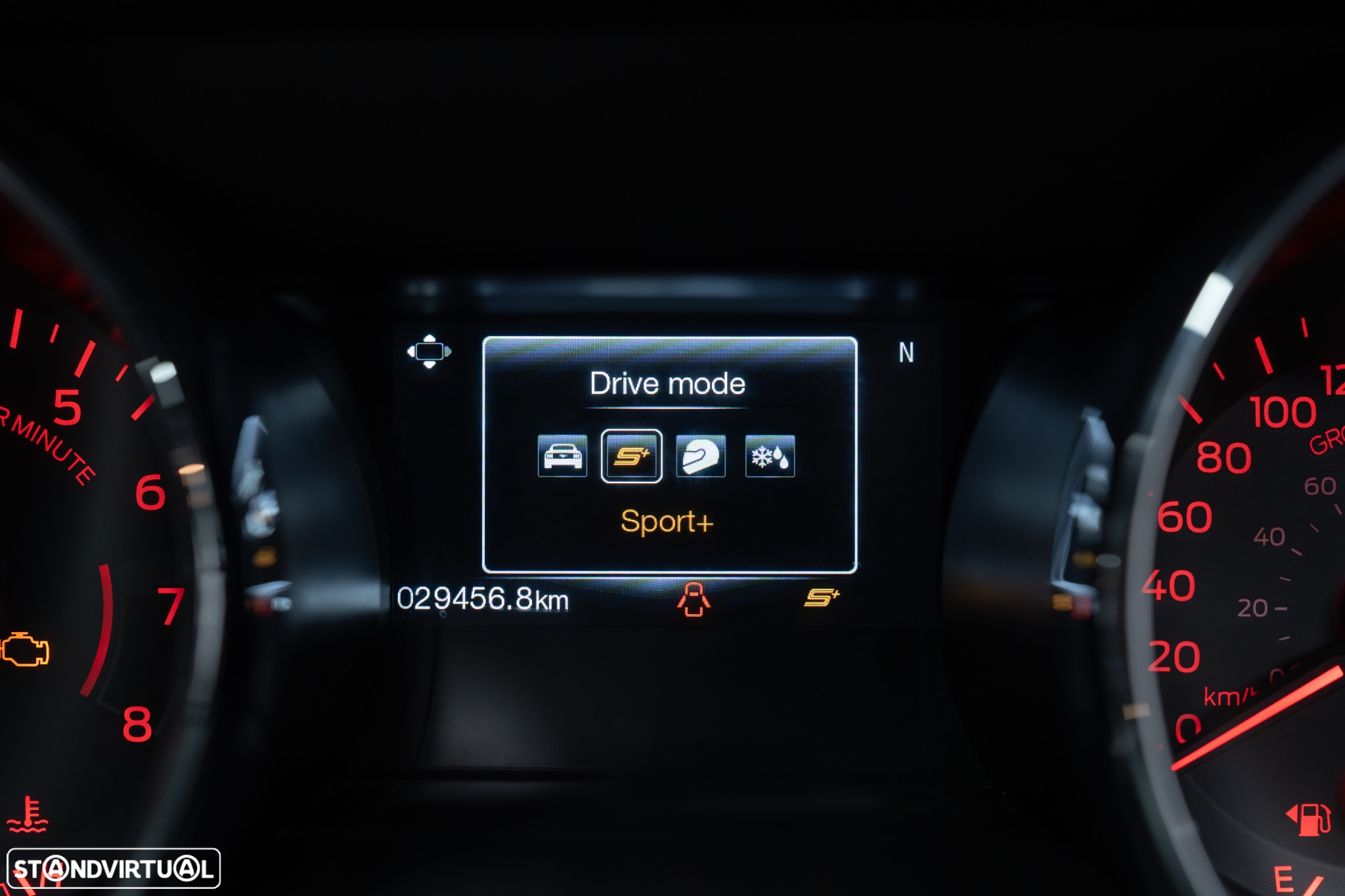 Ford Mustang Cabrio 2.3 Eco Boost - 37
