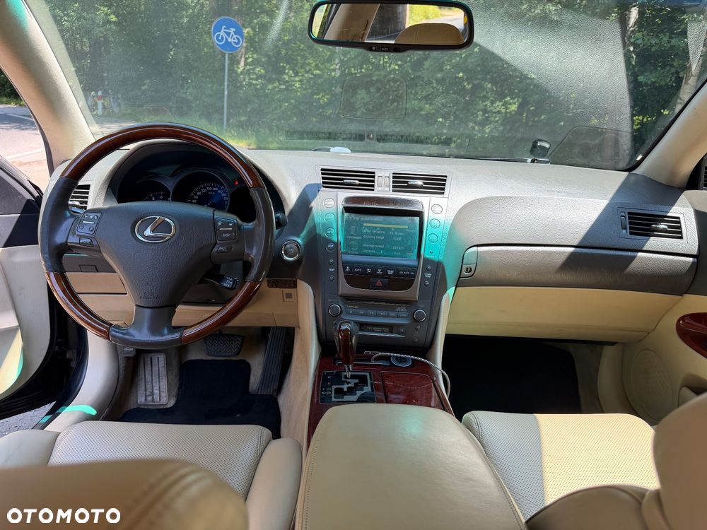 Lexus GS - 11