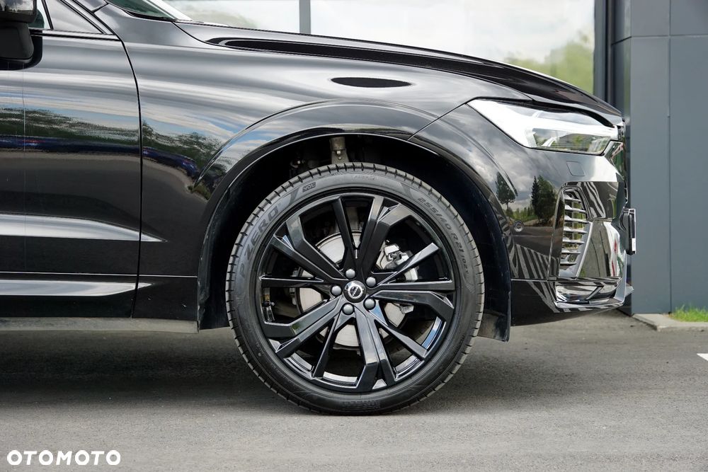 Volvo XC 60 B5 B AWD Ultimate Black Edition - 12
