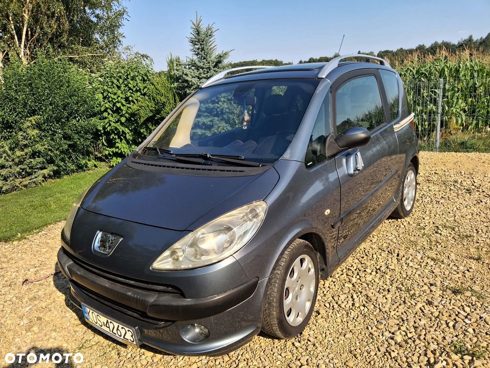 Peugeot 1007 1.4 Trendy - 3