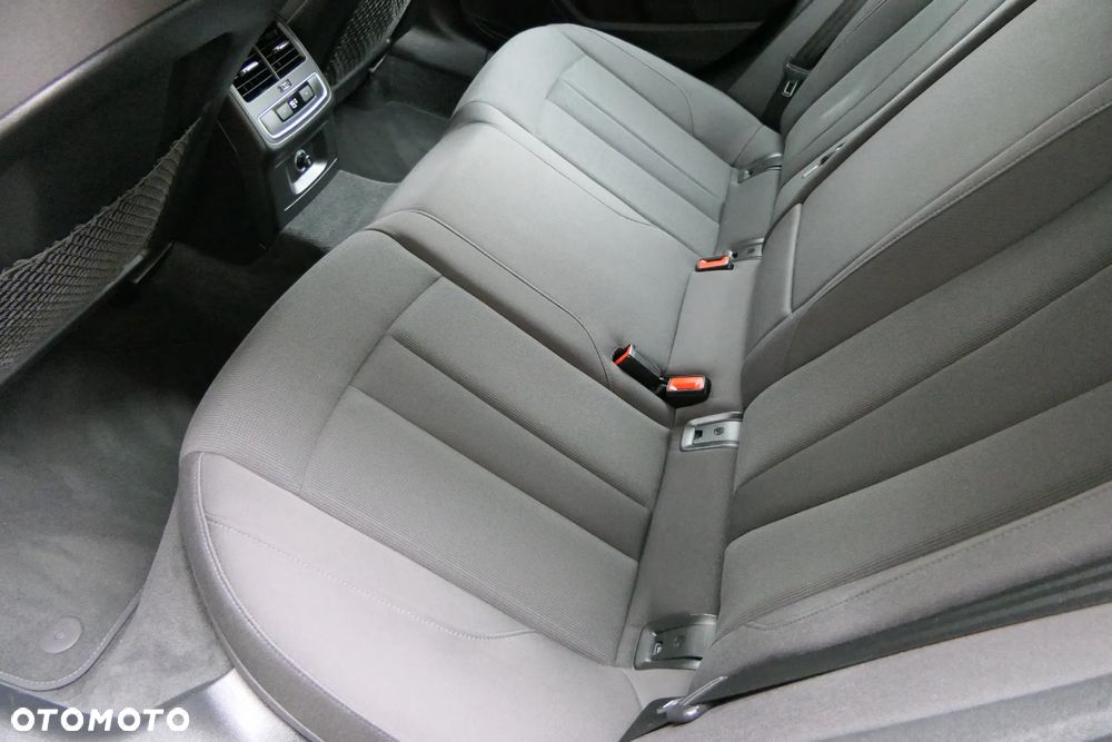 Audi A4 Avant 1.4 TFSI Sport - 21