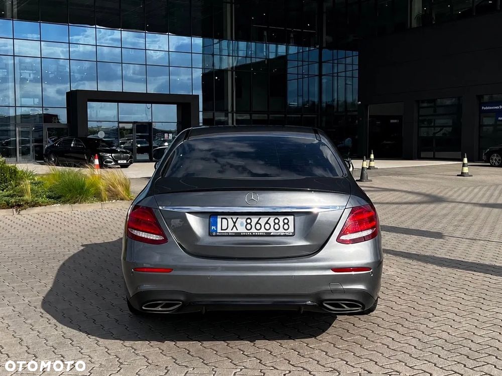 Mercedes-Benz Klasa E 43 AMG 4-Matic - 7