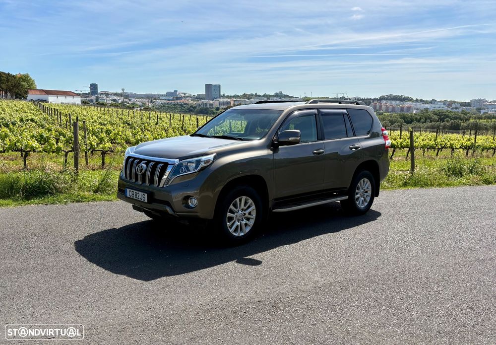 Toyota Land Cruiser 2.8 D-4D Auto - 1