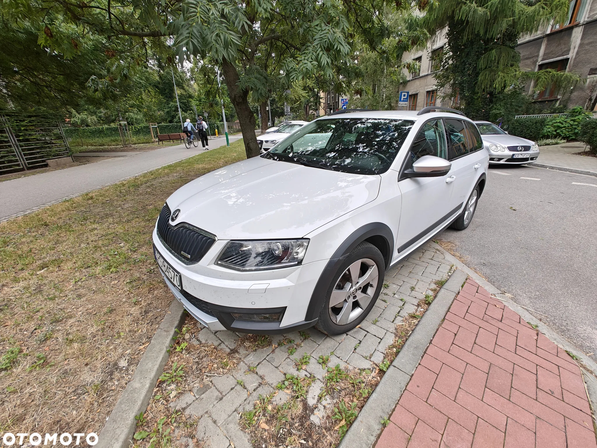 Skoda Octavia Scout 2.0 TDI 4x4 DSG - 3