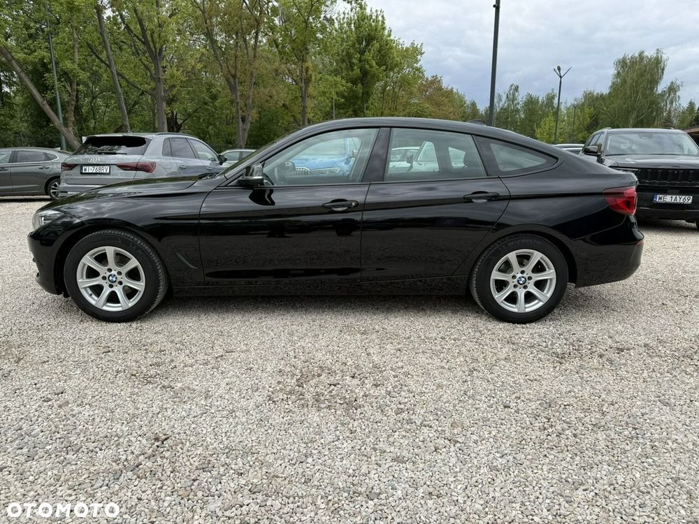 BMW 3GT 320i Advantage - 13