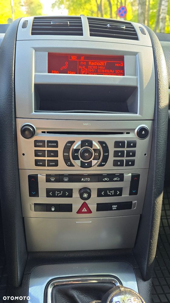 Peugeot 407 2.2 HDI Platinum - 17