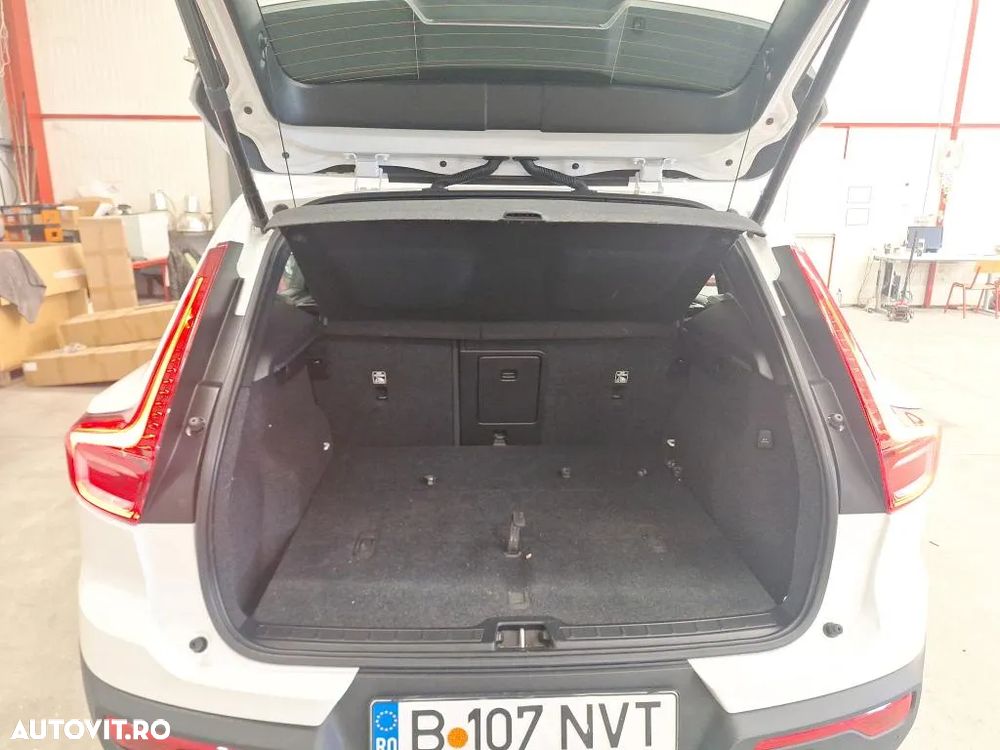 Volvo XC 40 - 8