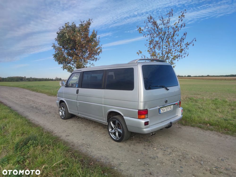 Volkswagen Multivan Standard - 6