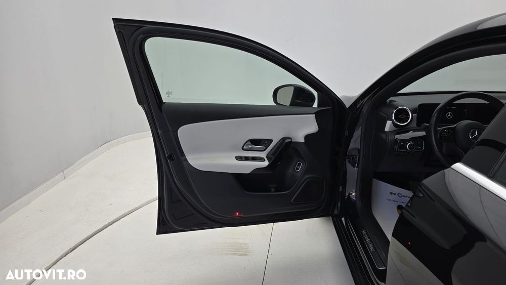 Mercedes-Benz A 200 - 12