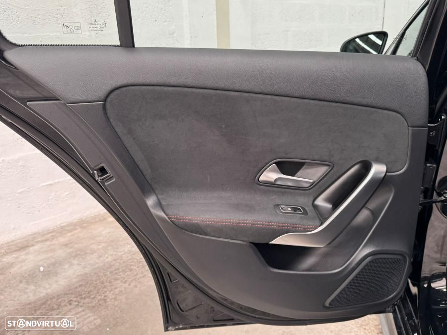 Mercedes-Benz A 250 e AMG Line - 55