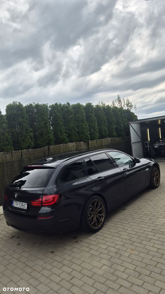 BMW Seria 5 520d - 5