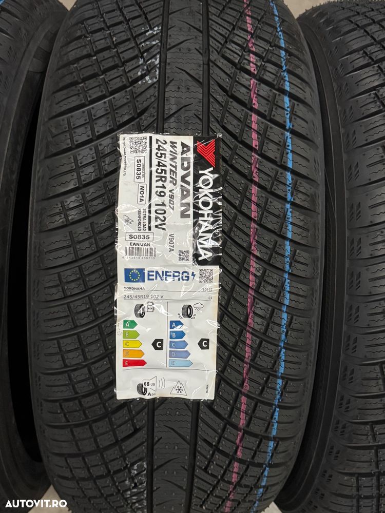 Vând 4 anvelope 245/45/19 Yokohama de iarnă noi M01 - 2