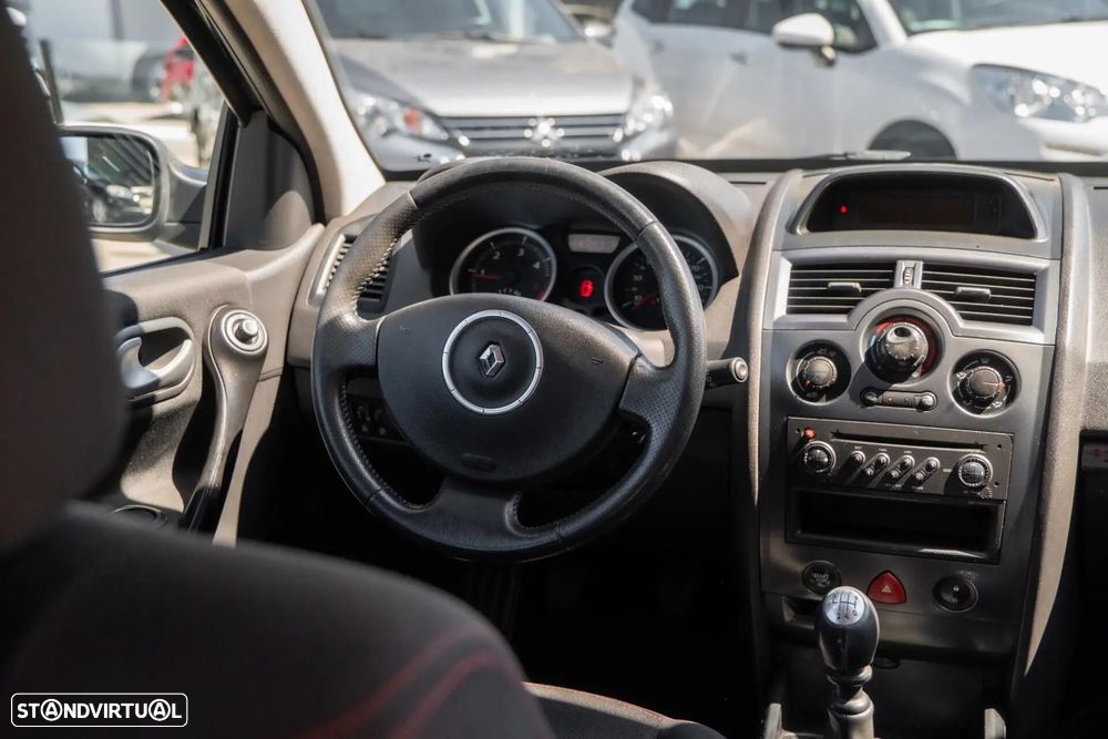 Renault Mégane Break 1.5 dCi Confort - 18