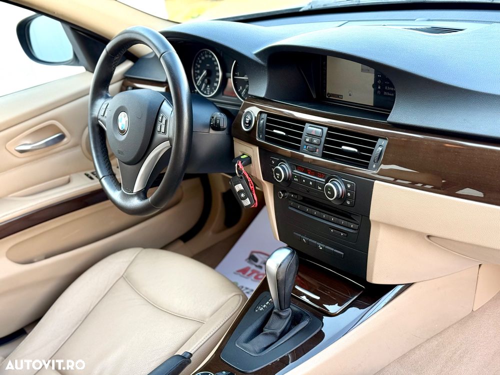 BMW Seria 3 320d xDrive DPF Aut. - 10