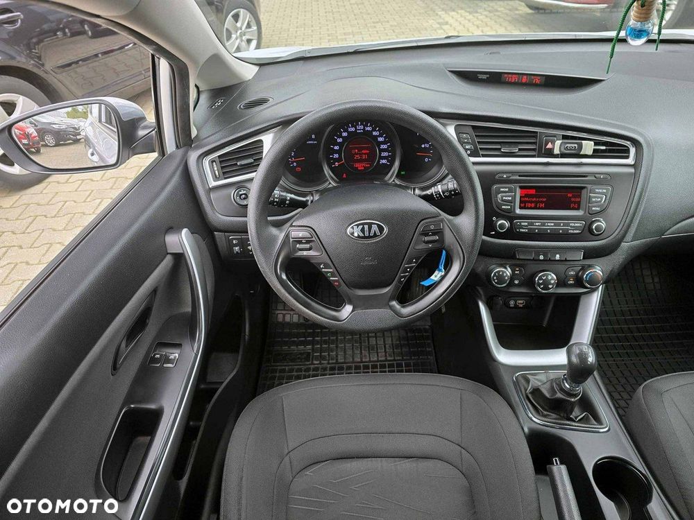 Kia Ceed - 18