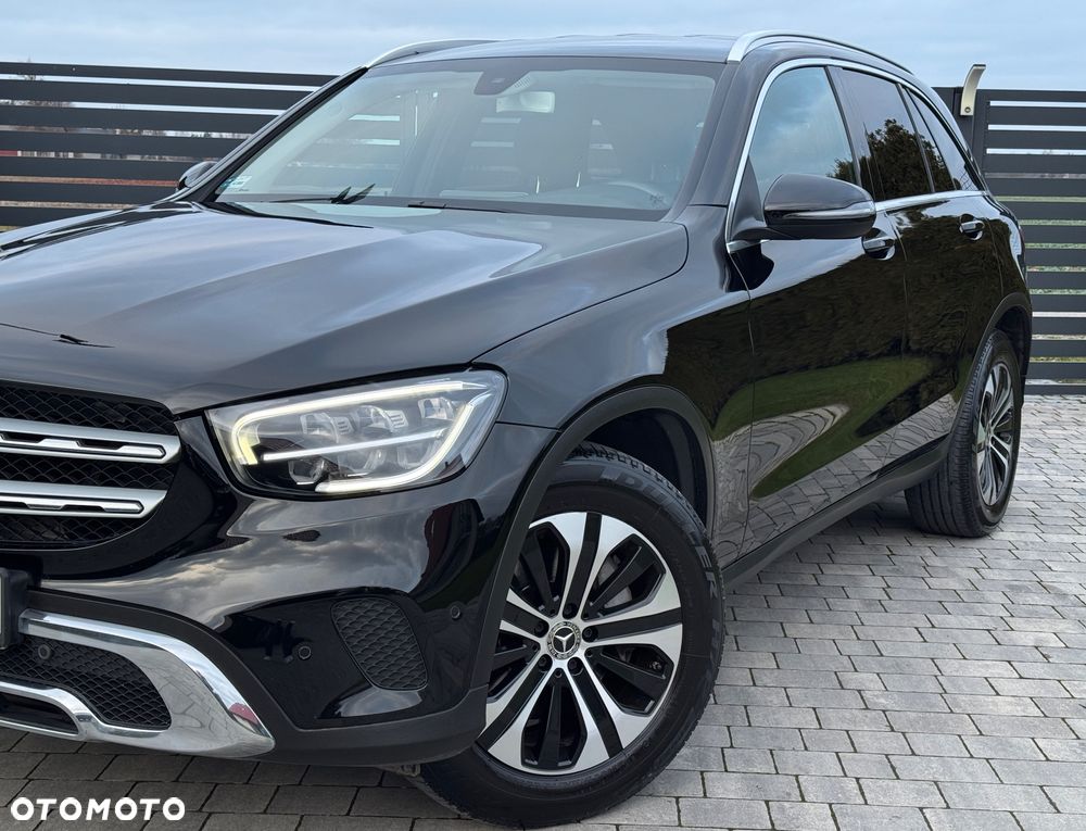 Mercedes-Benz GLC - 29