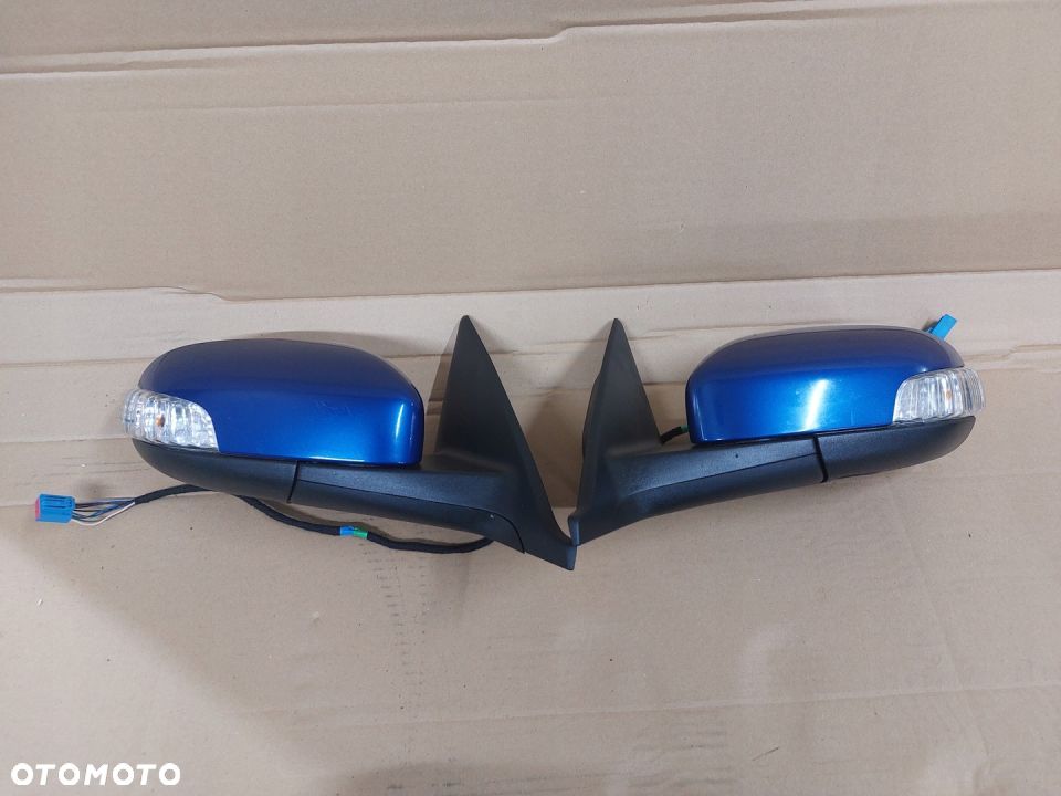 PRAWE LUSTERKO VOLVO V50 S40 II 8 PIN EUROPA