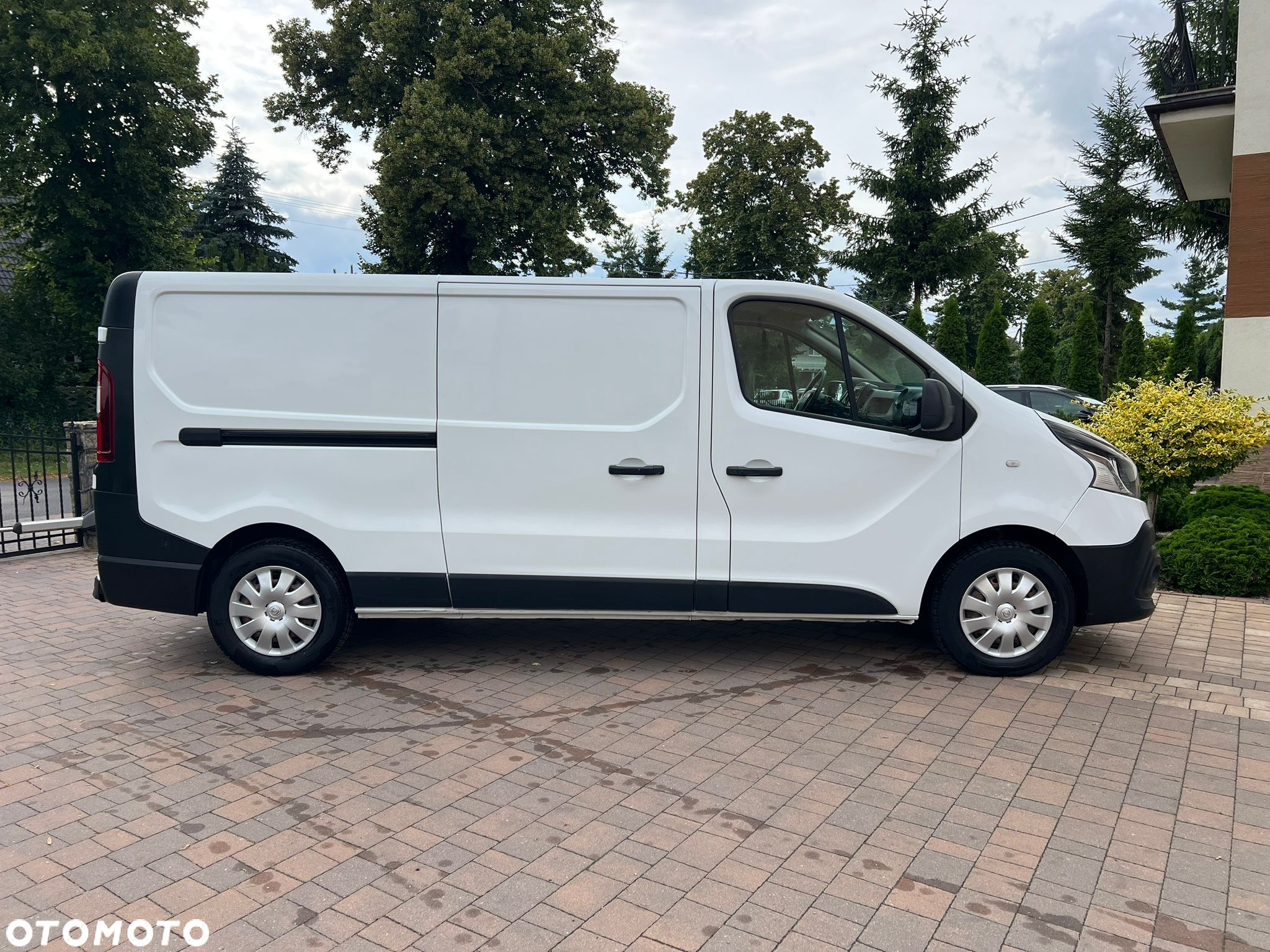Renault Trafic - 8
